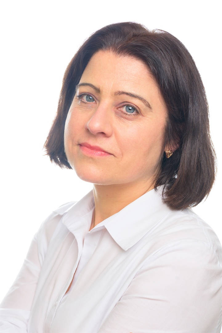 20250308_séance%20Emmanuelle%20et%20Alice_DSC9432 1